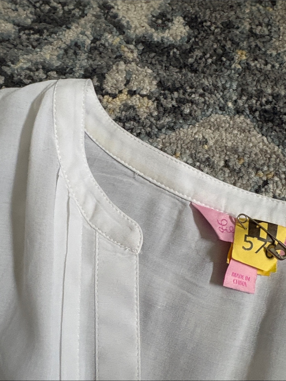 Lilly Pulitzer White V-Neck Tunic Top - Picture 3 of 4